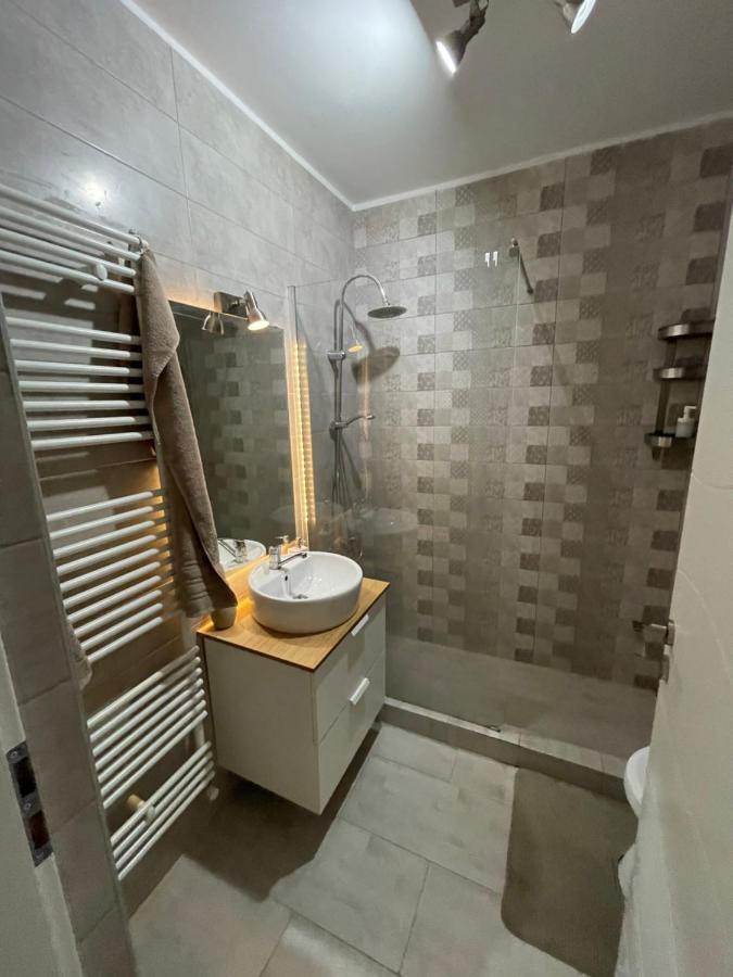 Pearl Luxury Apartment Near Presidential Palace Bucureşti Eksteriør bilde